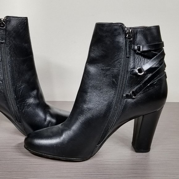 Halogen 'Sadee' Side Zip Bootie, Black Leather, Womens Size 7.5 - Picture 6 of 10